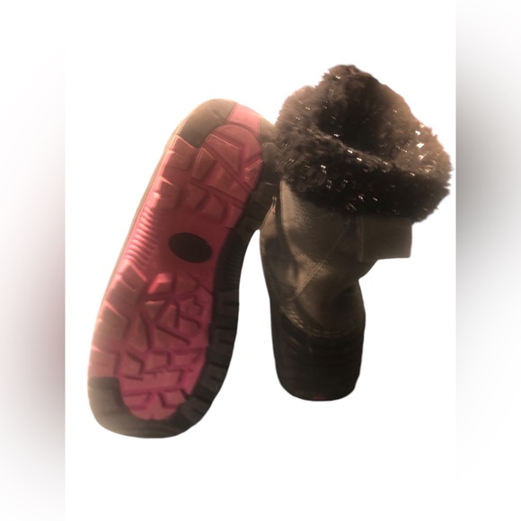 Girl’s Totes Winter Waterproof Snow Boots Size 3 With Gray Suede Upper - Picture 6 of 9